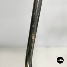 将图片加载到图库查看器,Chairs in rattan and green faux leather, 1960s