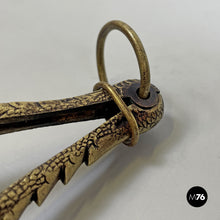 Charger l'image dans la galerie, Bronze pheasant claw game-holder, 1800s