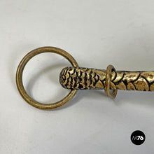 Charger l'image dans la galerie, Bronze pheasant claw game-holder, 1800s