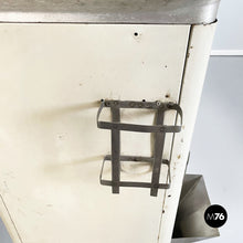 画像をギャラリービューアに読み込む, Floor electric popcorn machine, 1960s