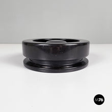 Load image into Gallery viewer, Table ashtray 8532 by Angelo Mangiarotti for Knoll, 1970s