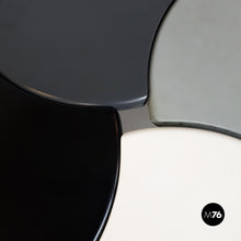 画像をギャラリービューアに読み込む, Coffee table by Isao Hosoe and Ann Marinelli for Arflex, 1980s.