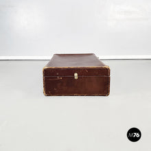 画像をギャラリービューアに読み込む, Luggage in brown leather, 1970s
