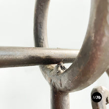 将图片加载到图库查看器,Coat stand in black metal, 1990s