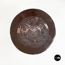 画像をギャラリービューアに読み込む, Ethnic table and stools in brown metal, 1990s