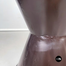 画像をギャラリービューアに読み込む, Ethnic table and stools in brown metal, 1990s