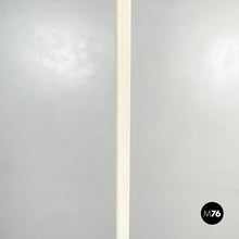 画像をギャラリービューアに読み込む, Floor lamp in white fabric and metal, 1980s