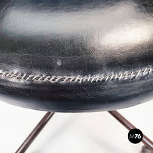 Load image into Gallery viewer, Armchair in black leather, 1970s