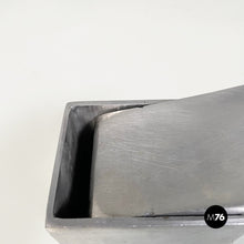 Load image into Gallery viewer, Table ashtray Ray Hollis by Philippe Starck, 1990s