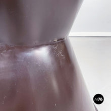 画像をギャラリービューアに読み込む, Ethnic table and stools in brown metal, 1990s