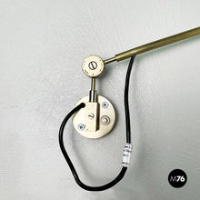 Charger l'image dans la galerie, Wall lamp by Tito Agnoli for Oluce , 1955