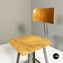 画像をギャラリービューアに読み込む, Industrial wood and metal chair, 1930s