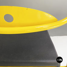 画像をギャラリービューアに読み込む, Leather and metal space age chair, 1970s