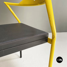 画像をギャラリービューアに読み込む, Leather and metal space age chair, 1970s