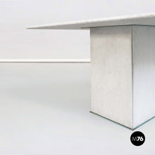 Load image into Gallery viewer, Sculptural dining table by Gianfranco Frattini, 1985