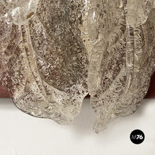 Charger l'image dans la galerie, Brass and glass leaves applique by Zero Quattro section of Fontana Arte, 1950s