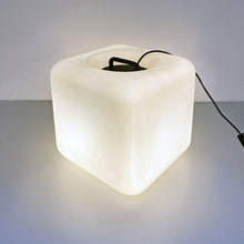 Load image into Gallery viewer, Opaline glass lamp by Giorgio De Ferrari for VeArt, 1970s