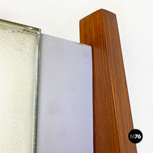 画像をギャラリービューアに読み込む, Freestanding full-length mirror with wooden structure, 1960s