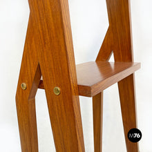 画像をギャラリービューアに読み込む, Freestanding full-length mirror with wooden structure, 1960s