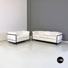 画像をギャラリービューアに読み込む, Lc2 sofa by Le Corbusier, Jeanneret and Perriand for Cassina, 1980s