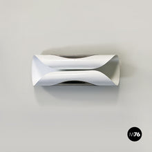 画像をギャラリービューアに読み込む, Curved metal sheet wall lamp, 1970s