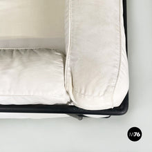 画像をギャラリービューアに読み込む, Lc2 sofa by Le Corbusier, Jeanneret and Perriand for Cassina, 1980s