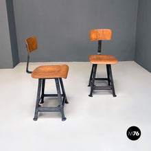 画像をギャラリービューアに読み込む, Iron and wood industrial stools, 1960s
