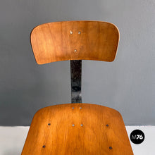 画像をギャラリービューアに読み込む, Iron and wood industrial stools, 1960s