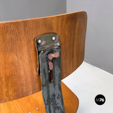 画像をギャラリービューアに読み込む, Iron and wood industrial stools, 1960s