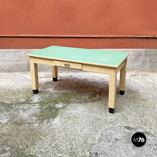 画像をギャラリービューアに読み込む, Creamy white wood and aquamarine formica kitchen table, 1940s