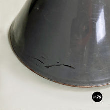 画像をギャラリービューアに読み込む, Grey, red and yellow steel Callimaco floor lamp by Ettore Sottsass for Artemide, 1982