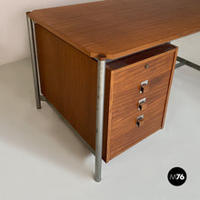 画像をギャラリービューアに読み込む, Industrial metal and wood desk with drawers, 1970s