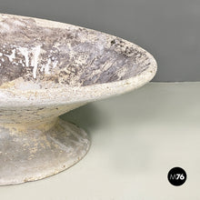 画像をギャラリービューアに読み込む, Conical concrete Diable planter or vase by Willy Gulh, 1950s