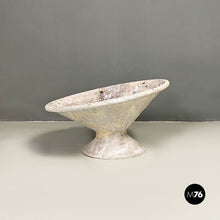 画像をギャラリービューアに読み込む, Conical concrete Diable planter or vase by Willy Gulh, 1950s