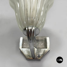 画像をギャラリービューアに読み込む, Wall lamps in glass and metal, 1930s
