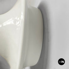 Carica l'immagine nel visualizzatore di Gallery, Wall lamps in opaline glass, 1970s
