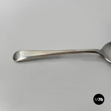 Charger l&#39;image dans la galerie, Melon spoons by George Buttler &amp; Co., 1950s
