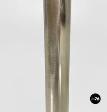 Carica l&#39;immagine nel visualizzatore di Gallery, Floor lamp in burnished metal and white plexiglass, 1970s
