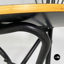 画像をギャラリービューアに読み込む, Folding chair in black wood and metal, 1980s
