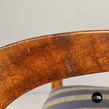 画像をギャラリービューアに読み込む, Chairs in wood and fabric, mid 19th century
