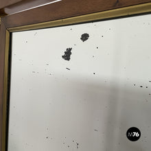 画像をギャラリービューアに読み込む, Mirror with drawer, mid-19th century

