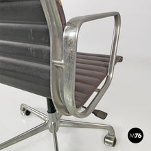 Load image into Gallery viewer, Dark grey leather office chair by Charles and Ray Eames for ICF, 1970s
