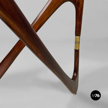 Carica l&#39;immagine nel visualizzatore di Gallery, Coffe table in glass and wood, 1950s
