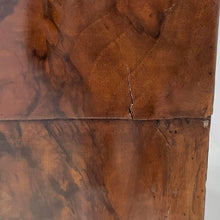 Load image into Gallery viewer, Chest of drawers in wood, early 19th century
