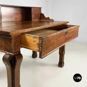 Desk in walnut wood, mid 1800s