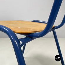 将图片加载到图库查看器，Chair in wood and blue metal, 1970s
