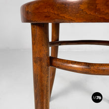 将图片加载到图库查看器，Chairs in wood, 1930s
