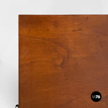 将图片加载到图库查看器，Chests of drawers in wood, 1980s
