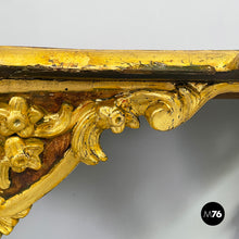 Load image into Gallery viewer, Console in gold wood with decorations, 1700s
