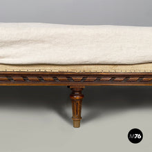 Load image into Gallery viewer, Daybed in fabric and wood, early 1900s
